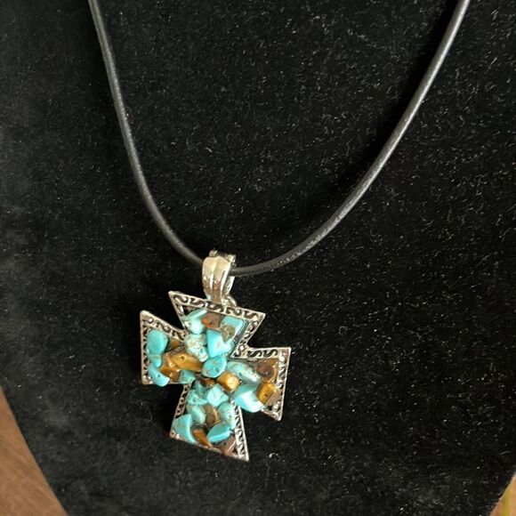 18 in. Black Cord Necklace with 5” Silver Tone Pendant with Beaded… - Picture 15 of 15